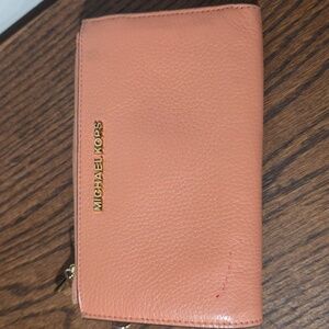 🤎Michael Kors Double Zipper Wristlet Wallet Salmon Peach Pebble Leather